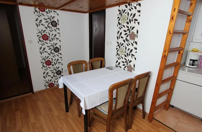 Apartments Sena Rovinj