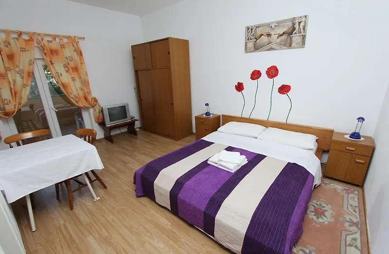 Apartments Sena Rovinj