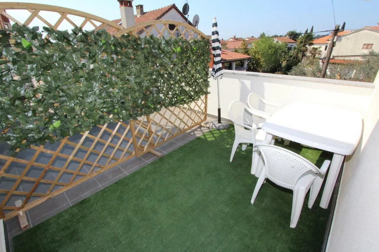 Apartments Sena Rovinj