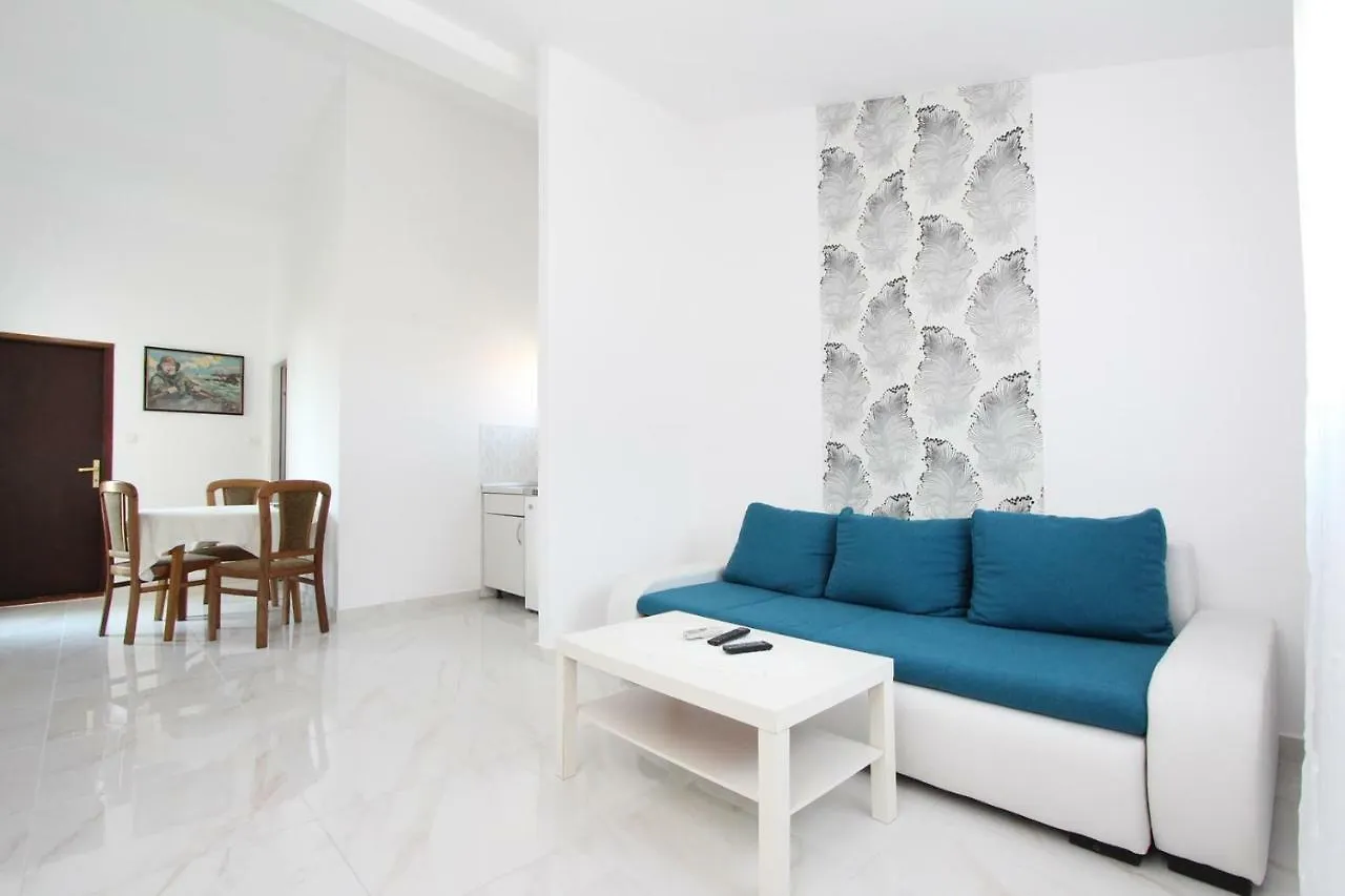 Apartments Sena Rovinj 0*,