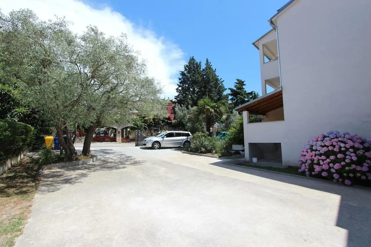 Apartments Sena Rovinj 0*,  Croatia