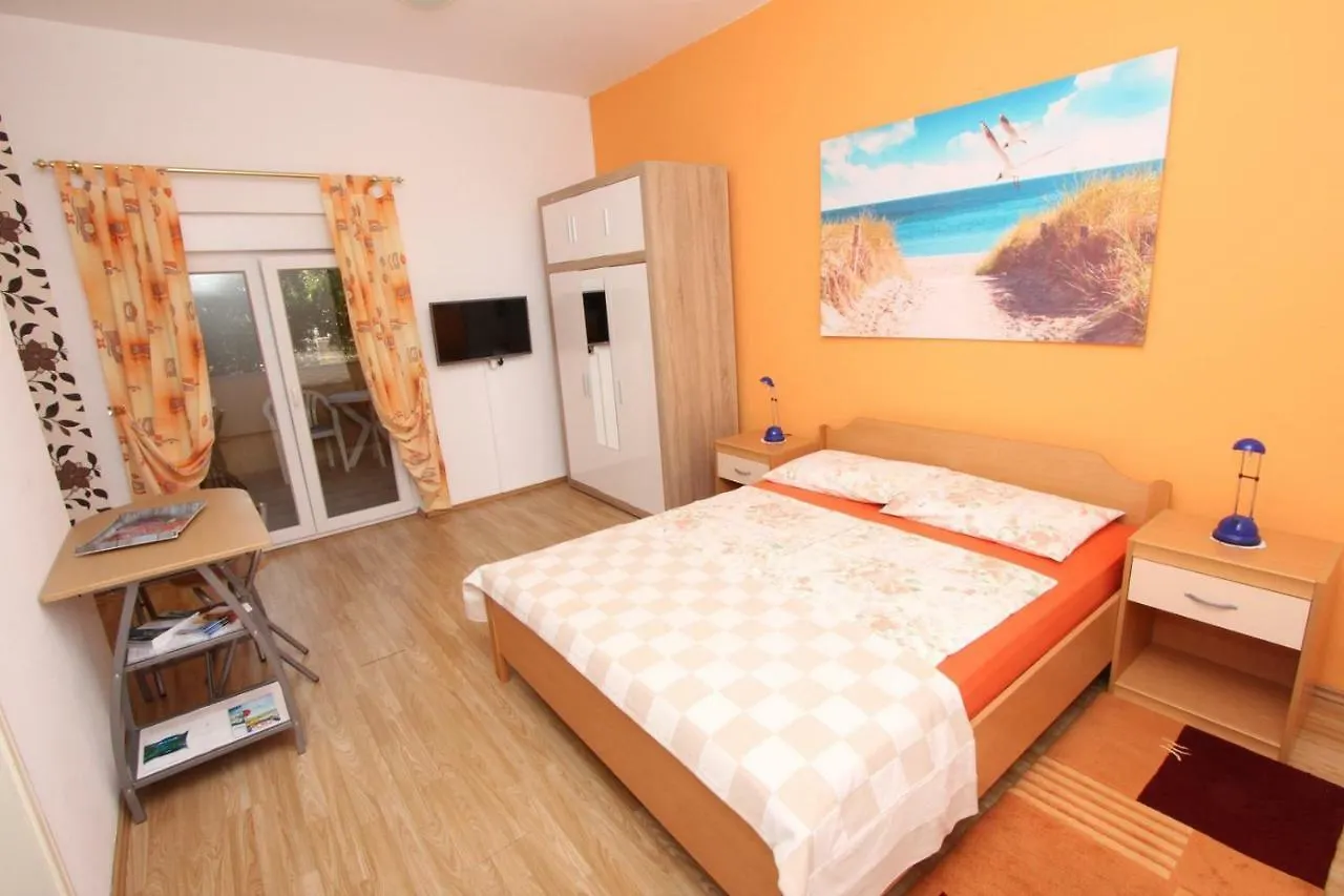 Apartments Sena Rovinj