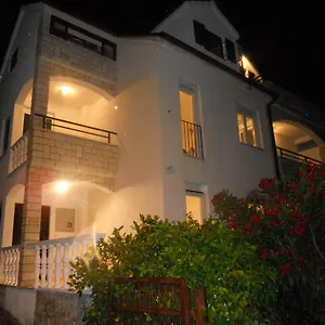  Apartament Yvonne Chorwacja